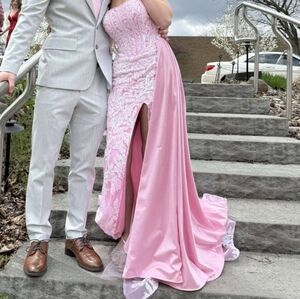 Elegant Pink Strapless Gown with Slit And Side Sash